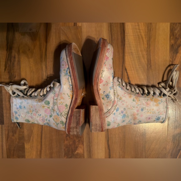Free People Santa Fe Floral 🌸Lace Up Boots(size 37) - Picture 10 of 15